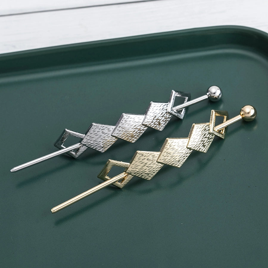 women's simple style geometric metal plating hair clip