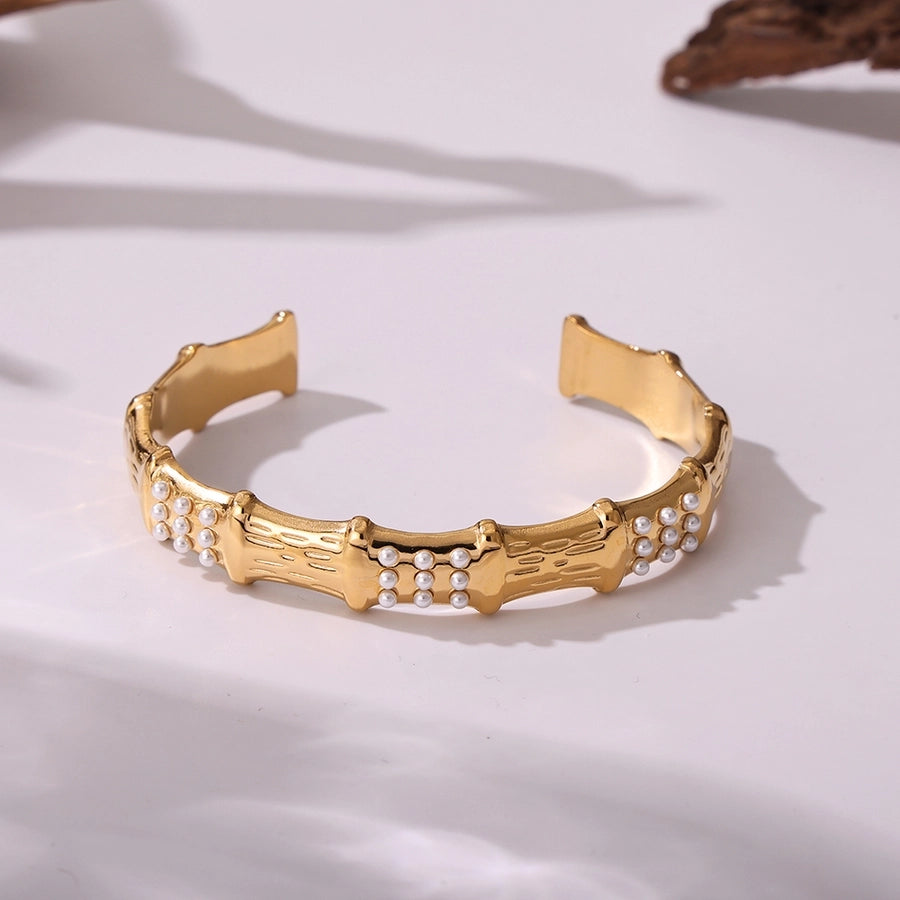 Elegant Luxurious Geometric 304 Stainless Steel 18K Gold Plated Artificial Pearls Bangle In Bulk