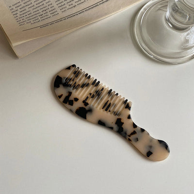 Refined good-looking ~ Portable ~ small comb that can be packed in bags Korean ink hawksbill acetic acid plate hair comb
