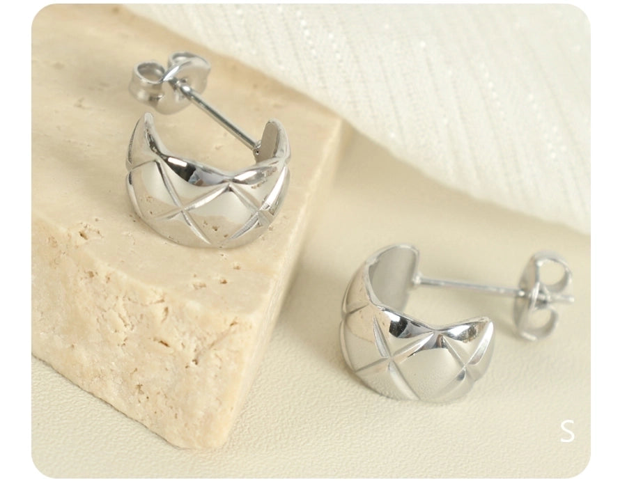 1 Pair IG Style Elegant Commute C Shape Argyle Polishing Plating 304 Stainless Steel 18K Gold Plated Ear Studs