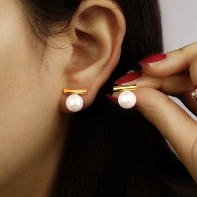 1 Pair Elegant Sweet Simple Style Round Square Inlay Copper Freshwater Pearl Zircon 18K Gold Plated Ear Studs