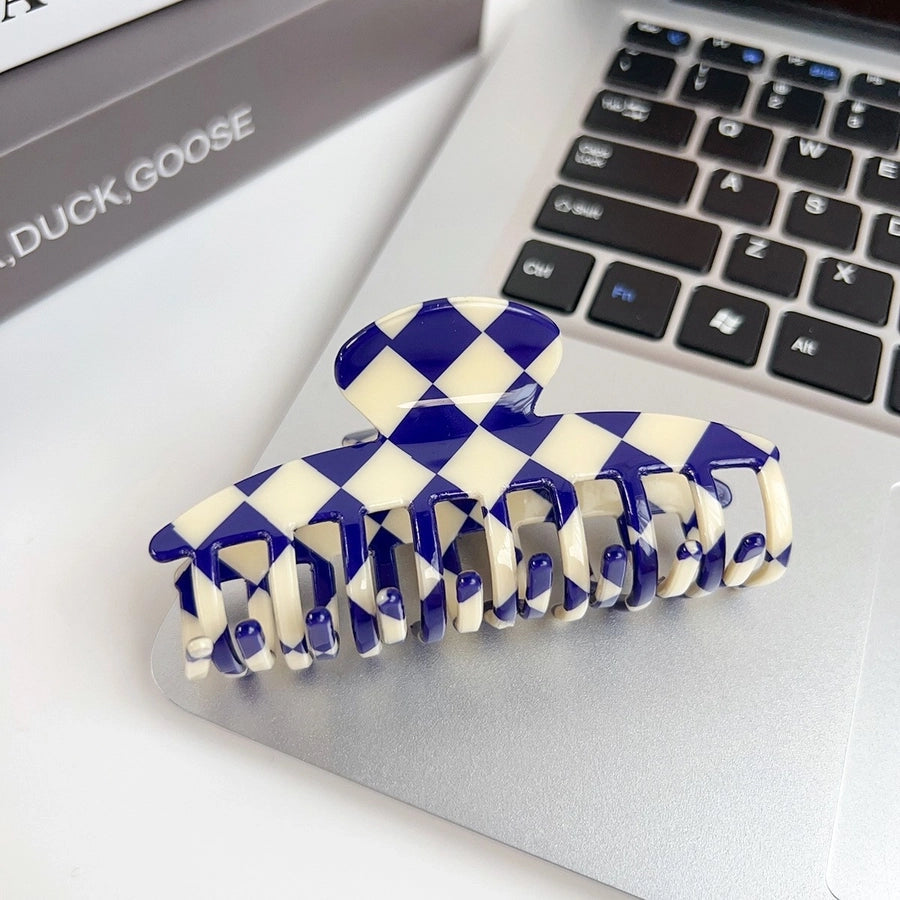 simple style lattice pvc hollow out hair claws