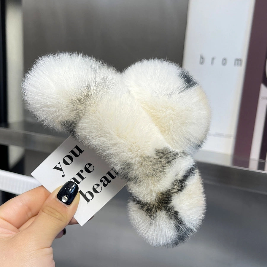 simple style geometric solid color rabbit fur hair claws 1 piece