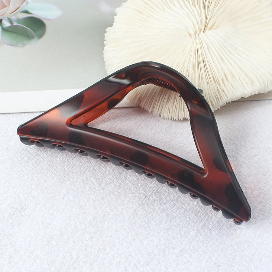 simple style triangle arylic stoving varnish hair claws 1 piece