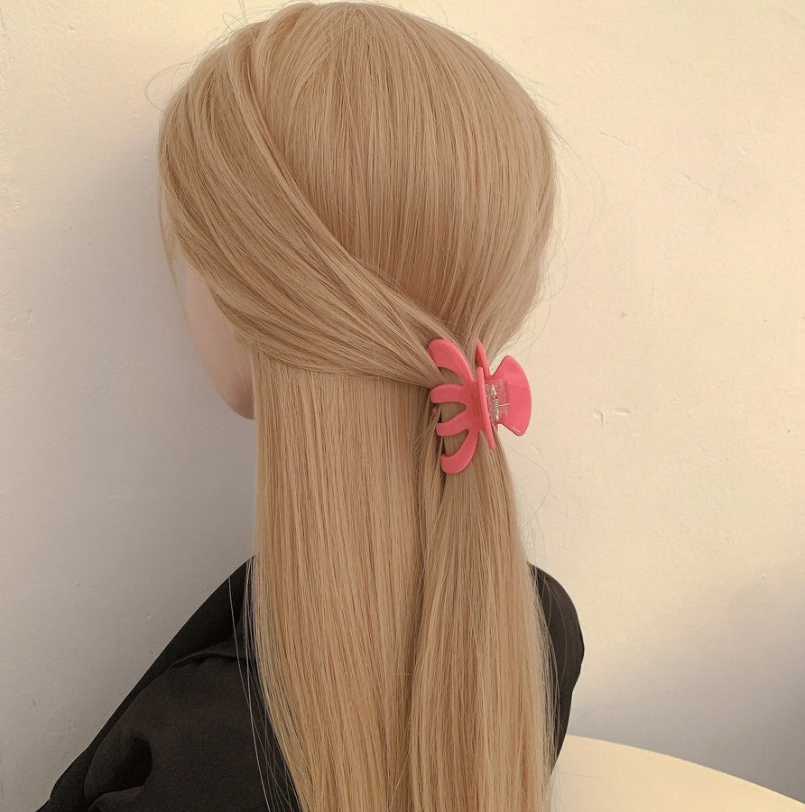 Women's Elegant Streetwear Geometric Acetic acid sheets Hair Claws