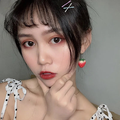 Cute age-reducing ~ 925 silver needle small strawberry earrings female temperament   sweet earrings live