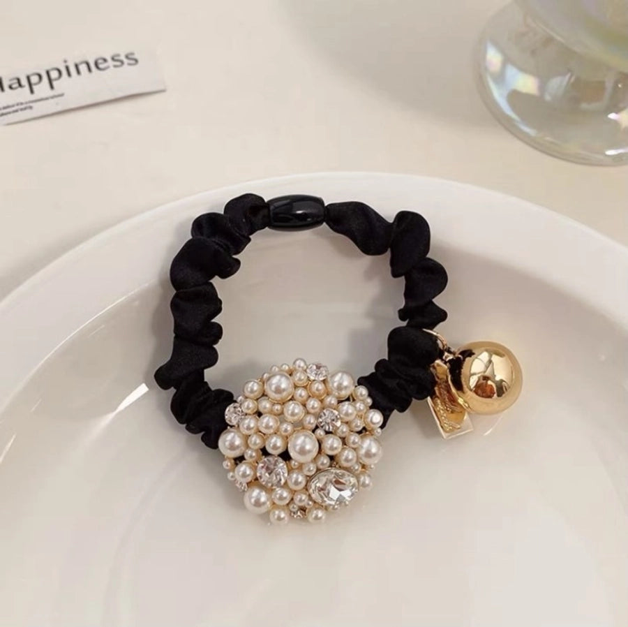 lady pearl cloth hair tie