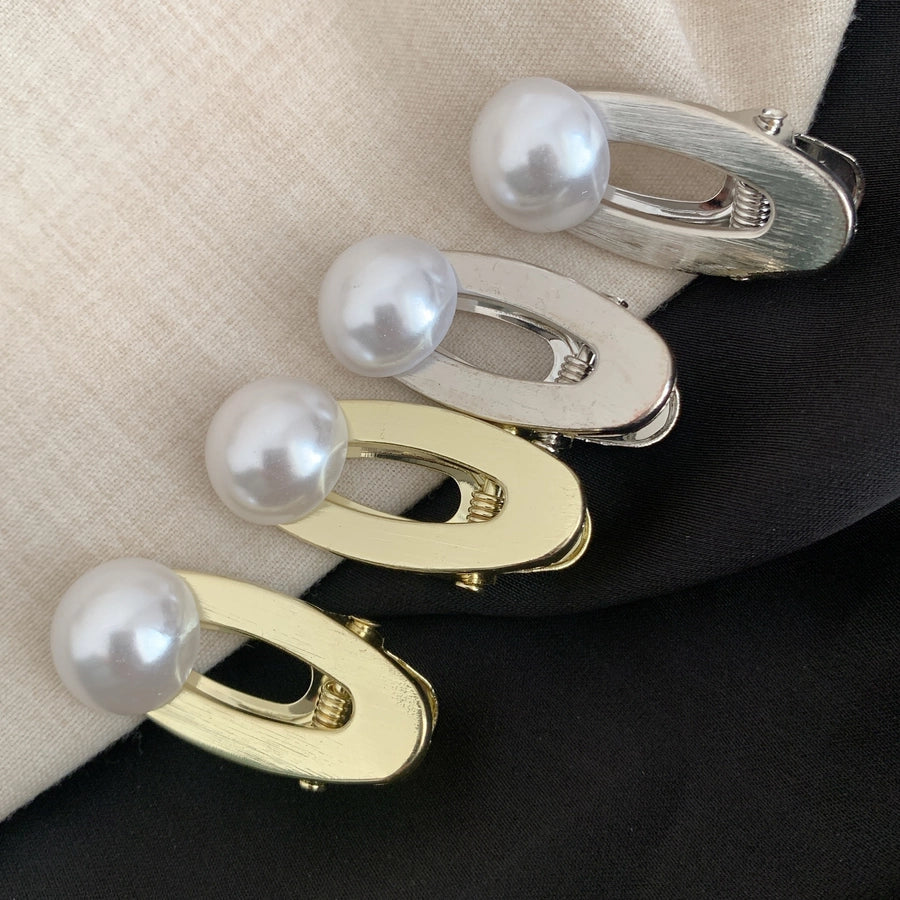 Women's Simple Style Classic Style Solid Color Alloy Hair Clip