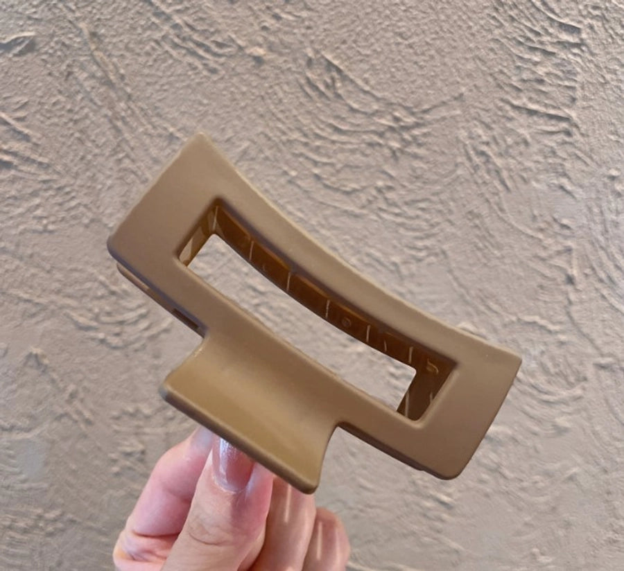 simple style solid color plastic handmade hair claws 1 piece