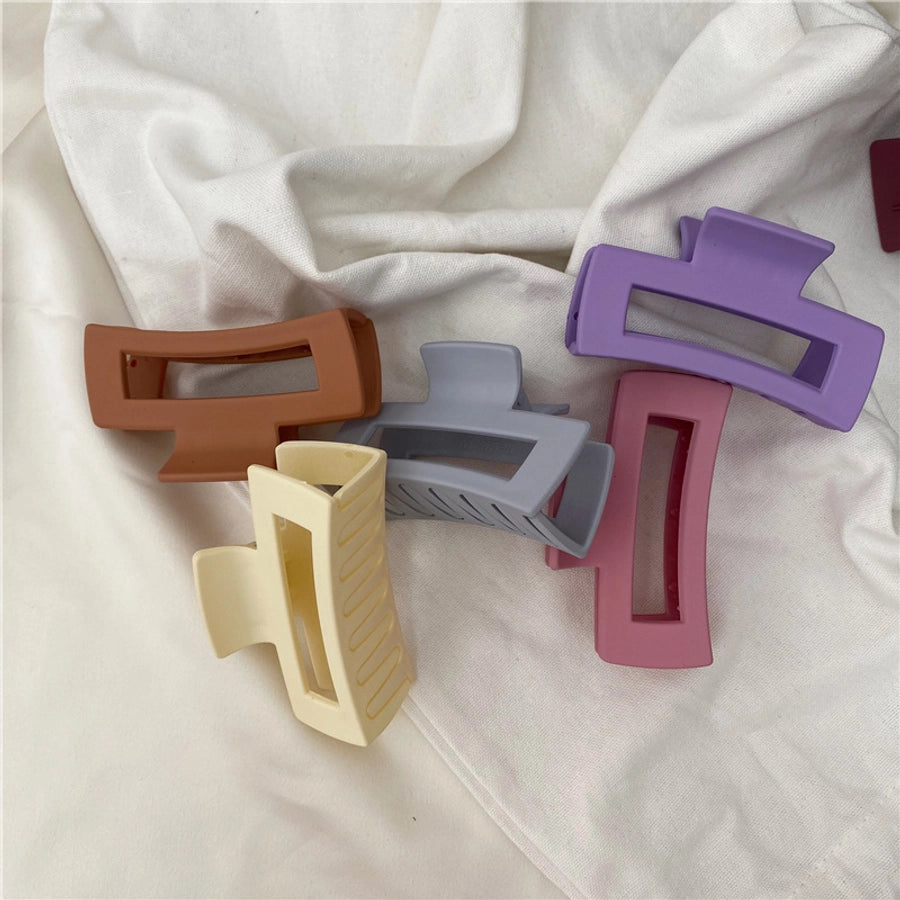 simple style solid color plastic hair claws