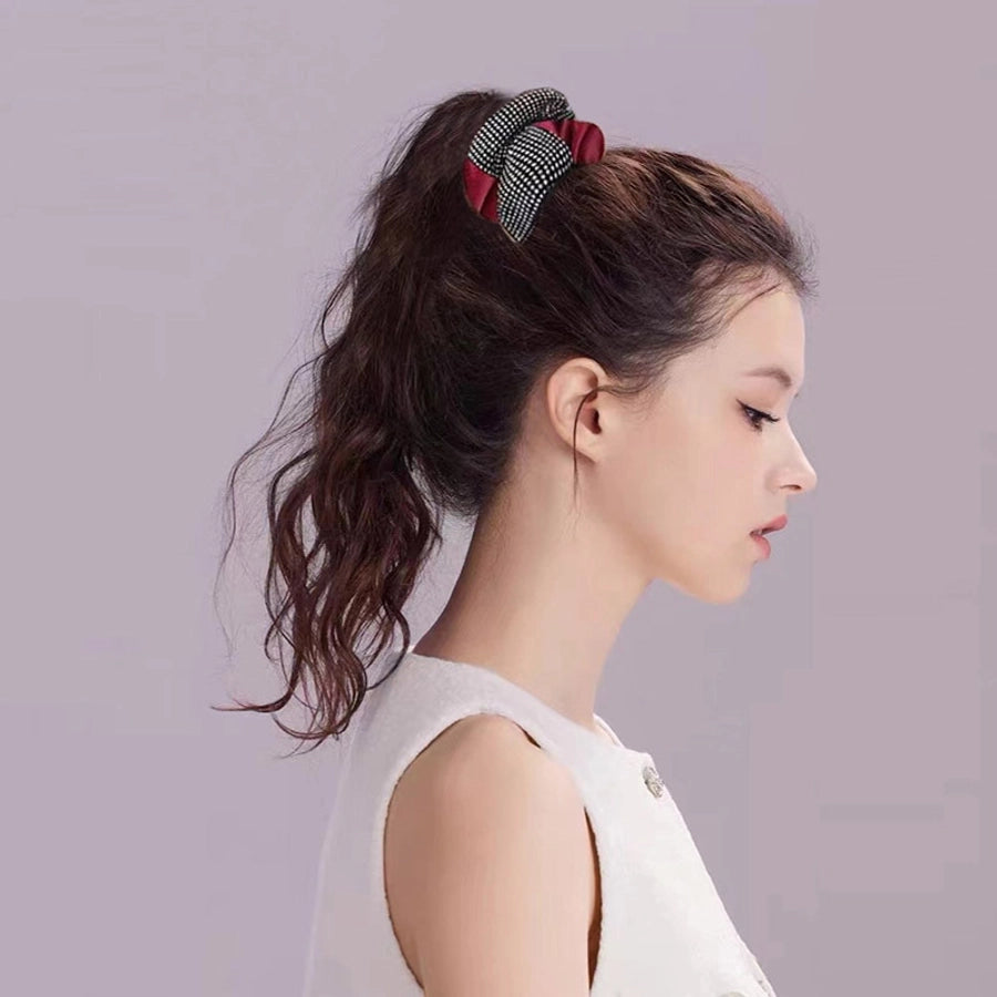 Women's Elegant Sweet Artistic Wreath Cloth Inlay Artificial Rhinestones Hair Tie