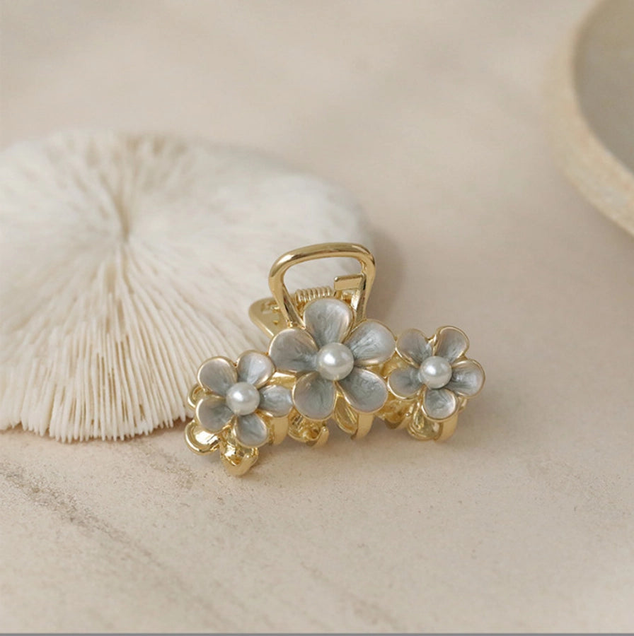 sweet flower imitation pearl alloy painting oil hair claws