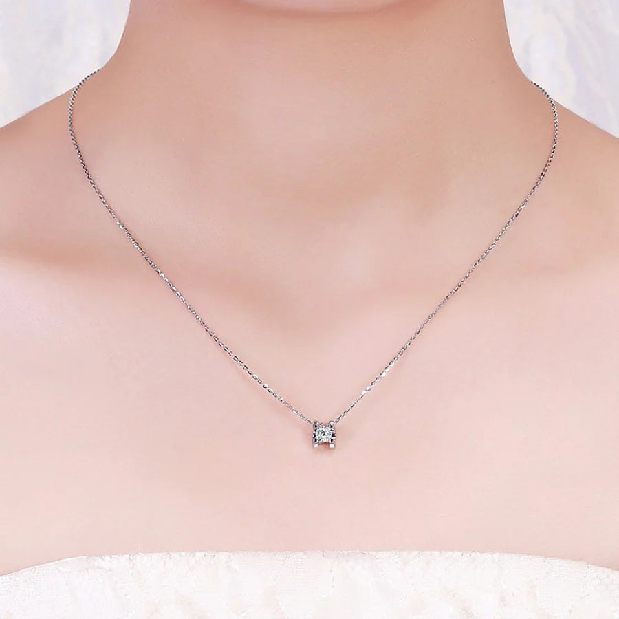 Copper box chain Inlay Round Zircon Pendant Necklace