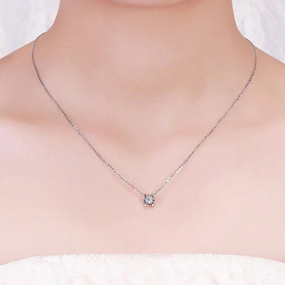 Copper box chain Inlay Round Zircon Pendant Necklace