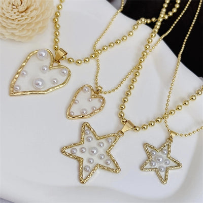 1 Piece Copper Plating 18K Gold Artificial Pearl Hollowed-out Original Design Love Star Pendant Necklace Original Cross-Border New Fashion Noble Suitable for Mother's Day Valentine's Day Gift