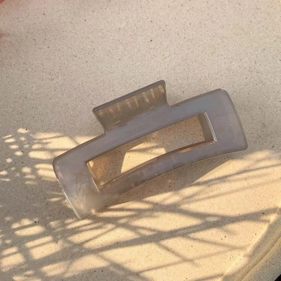 fashion solid color plastic resin hair claws 1 piece