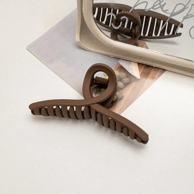 simple style solid color plastic resin spray paint hair clip 1 piece