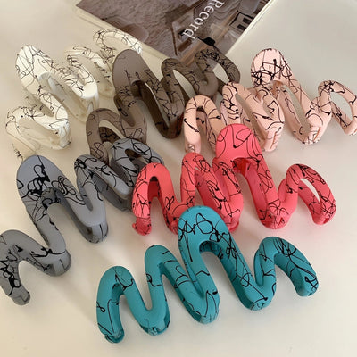 simple style artistic lines plastic hair claws