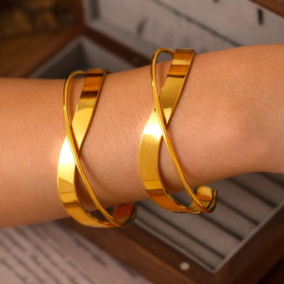 Casual Simple Style Geometric Titanium Steel Wide Bracelet In Bulk