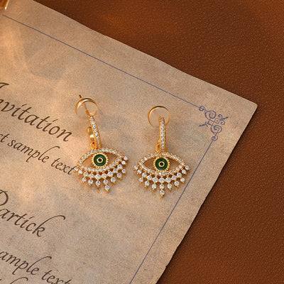 1 Pair Elegant Simple Style Heart Shape Eye Bee Inlay Copper Freshwater Pearl Zircon 18K Gold Plated Drop Earrings