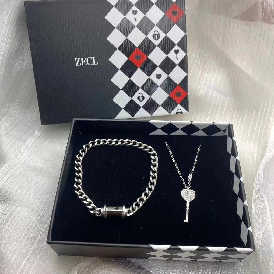 Romantic Heart Shape Titanium Steel Cuban Link Chain Curb Chain cable chain Bracelets In Bulk