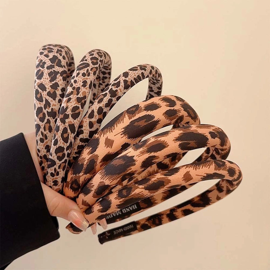 Sweet Streetwear Women's Leopard Cloth Hair Band