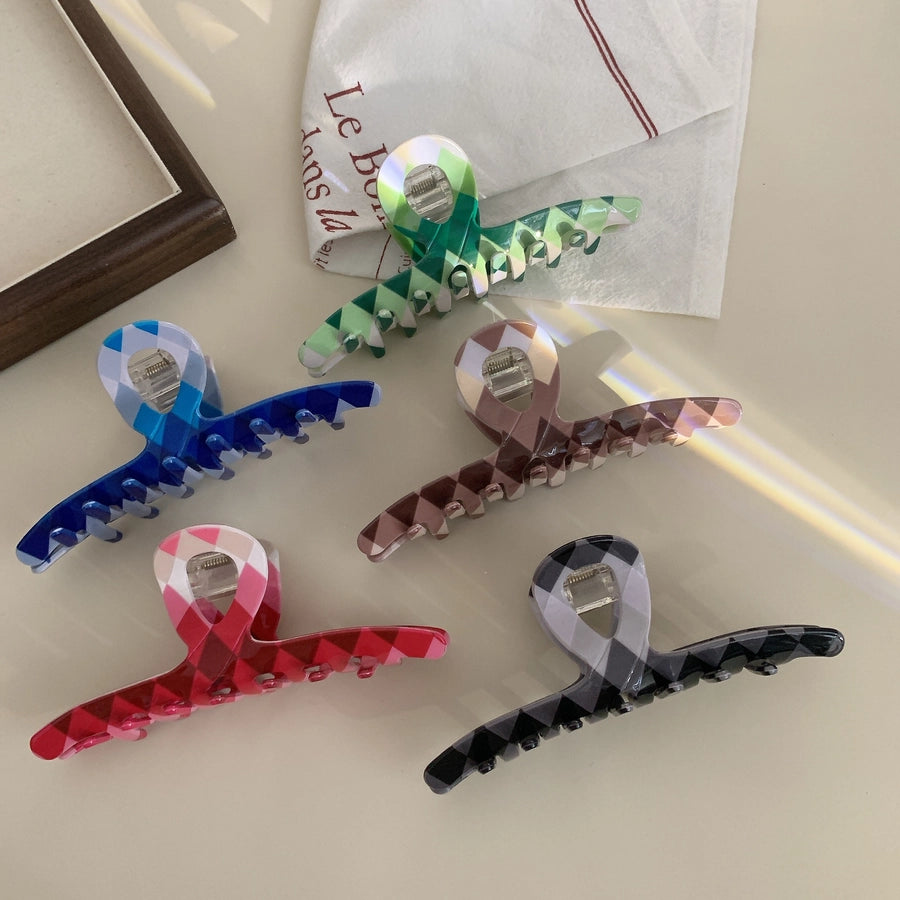 Women's Simple Style Classic Style Argyle Plastic Hair Claws