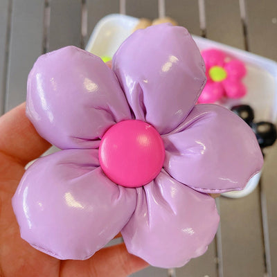 HD7387A02 sweet cool leather three-dimensional five-petal flower hairpin hairpin simple elegant flower duckbill clip hair accessories