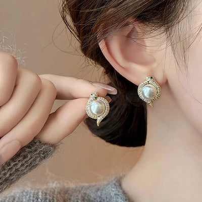 1 Pair Elegant Luxurious Shiny Snake Inlay Copper Artificial Pearls Zircon 18K Gold Plated White Gold Plated Ear Studs