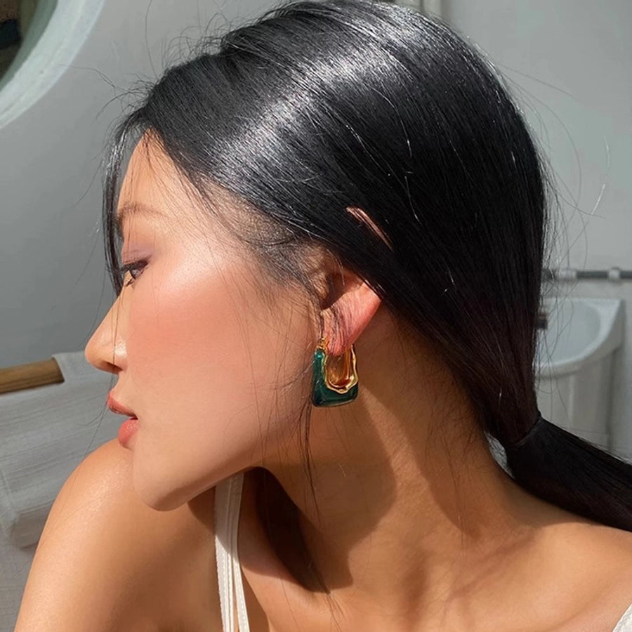 Autumn and Winter  pull style U-shaped geometric resin earrings Women's Light luxury high-end design earrings fashion earrings