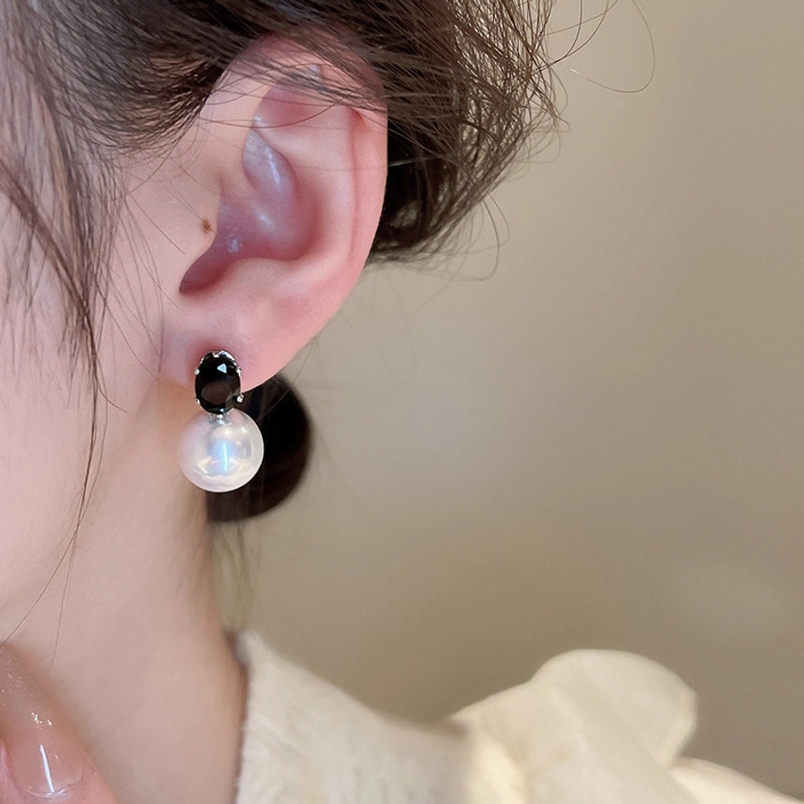 1 Pair Casual Simple Style Streetwear Geometric Inlay Copper Imitation Pearl Zircon Drop Earrings