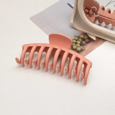 simple style solid color plastic resin spray paint hair clip 1 piece