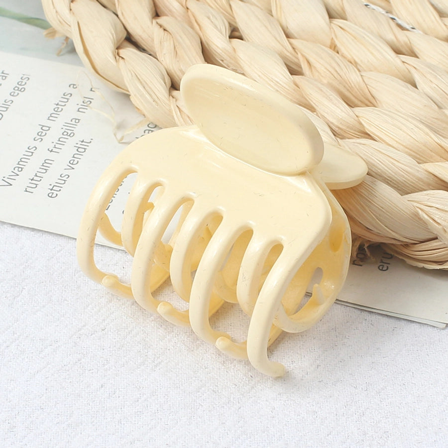 simple style solid color plastic resin hollow out hair claws 1 piece