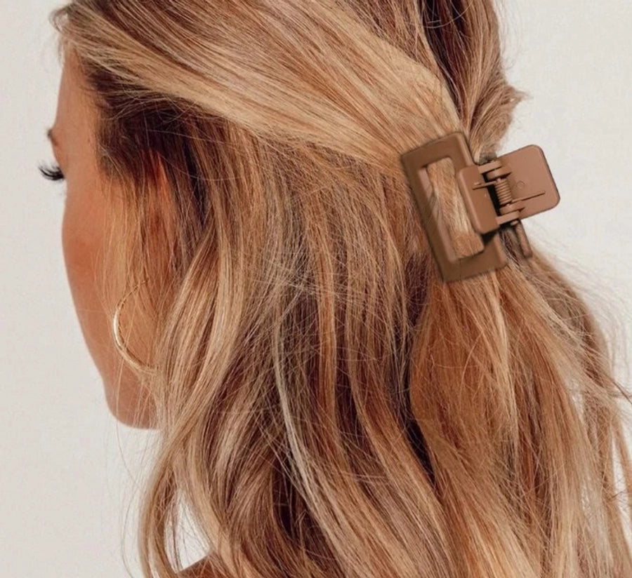 lady solid color plastic resin stoving varnish hair claws