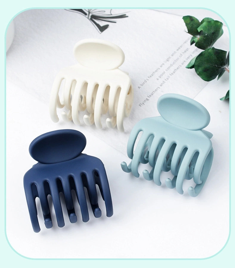 simple style solid color plastic resin hollow out hair claws 1 piece