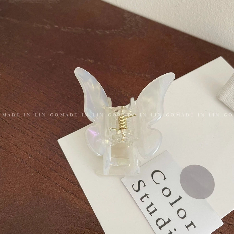 Women's Sweet Cool Style Butterfly Metal Plating Hair Claws