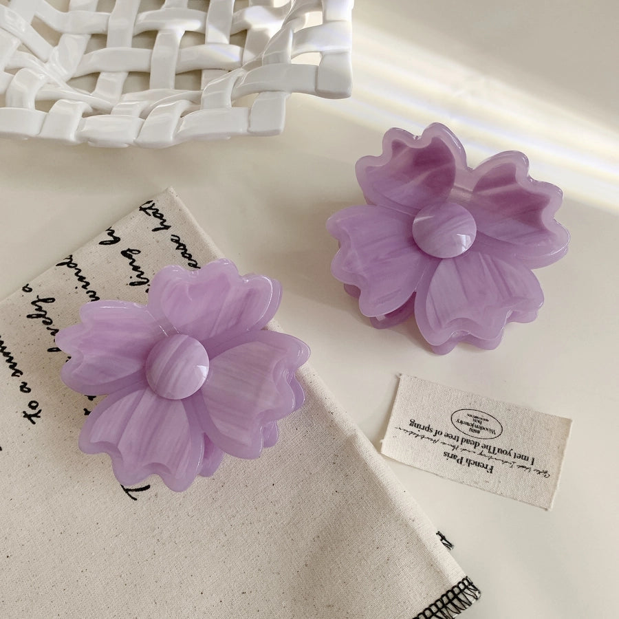 Women's Elegant Streetwear Flower Acetic acid sheets Hair Claws