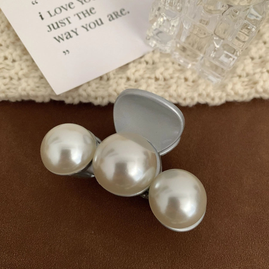 classic style solid color plastic hair claws