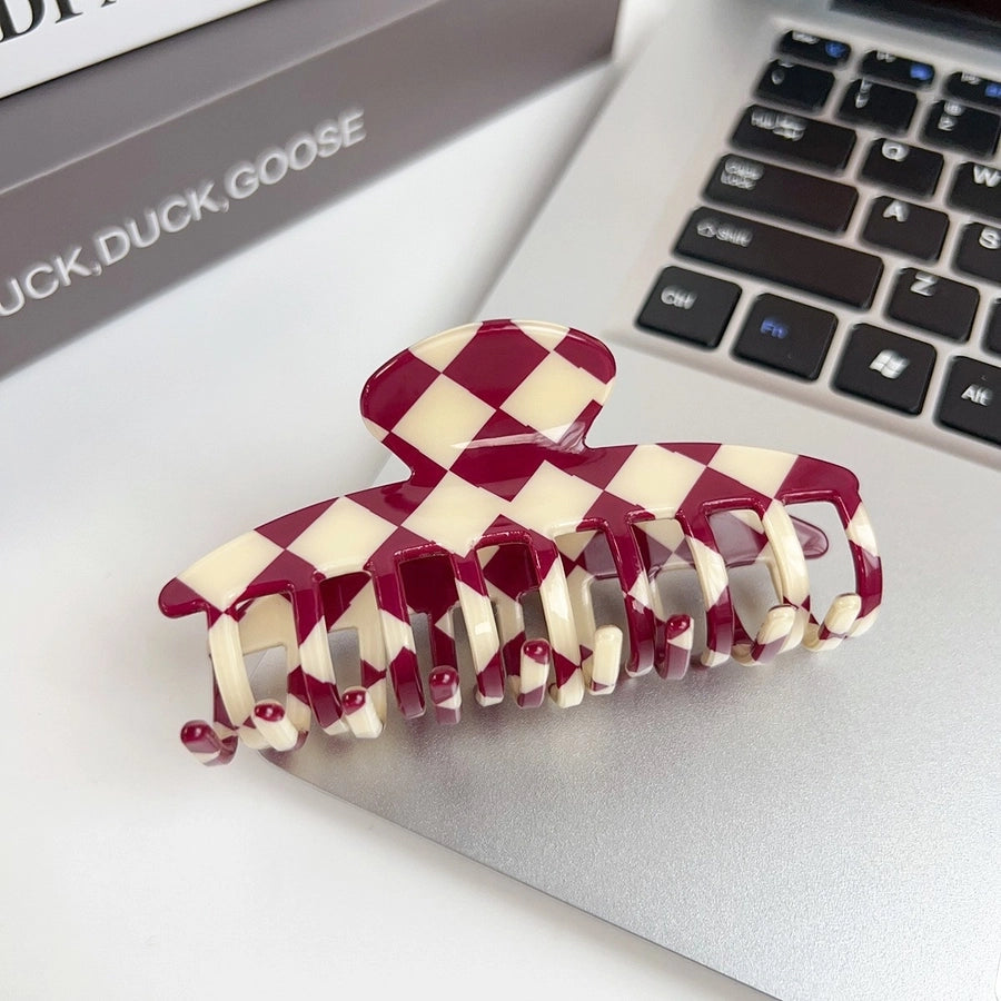 simple style lattice pvc hollow out hair claws