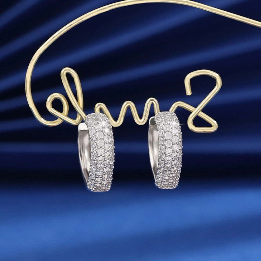 1 Pair Elegant Retro Luxurious V Shape Copper Zircon Imitation Gold  Earrings