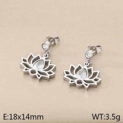 1 Pair Vintage Style Flower Hollow Out Inlay 304 Stainless Steel Zircon 18K Gold Plated Ear Studs