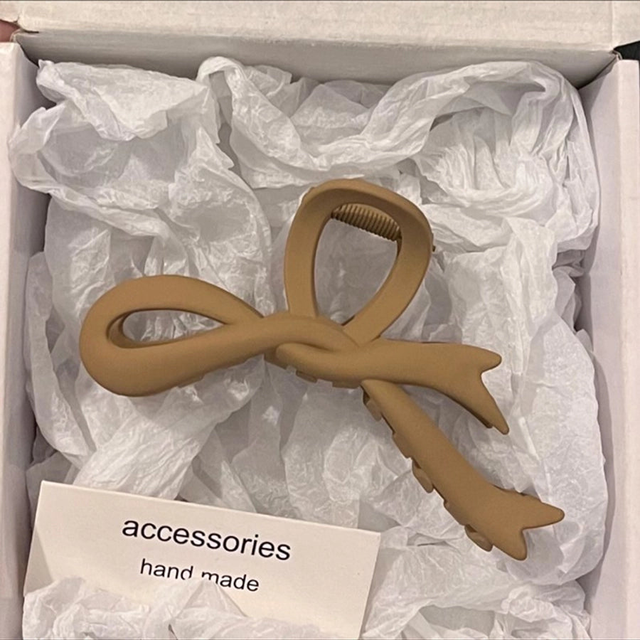 Women's Simple Style Classic Style Solid Color Plastic Resin Hair Claws