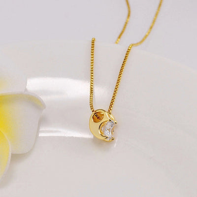 Copper box chain Inlay Round Zircon Pendant Necklace