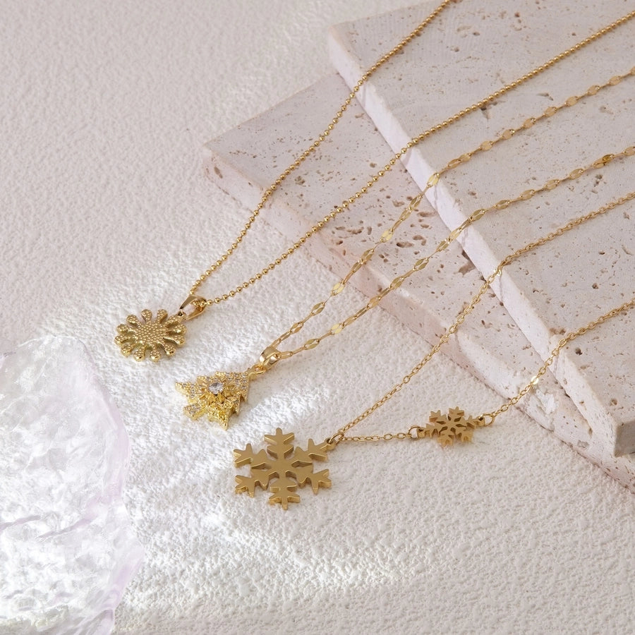 Jewelry Sweet Simple Style Christmas Tree Snowflake 304 Stainless Steel 18K Gold Plated Plating Pendant Necklace