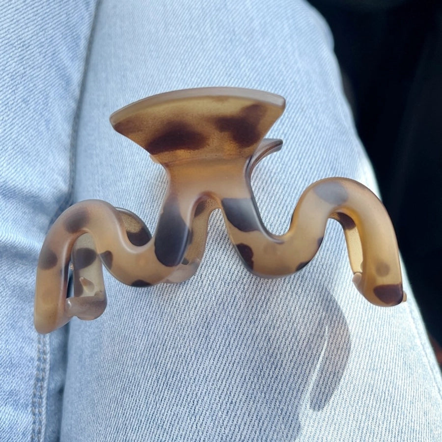 fashion geometric leopard plastic hollow out hair claws