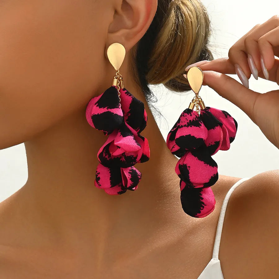 1 Pair Exaggerated Simple Style Leopard Alloy Polyester Drop Earrings