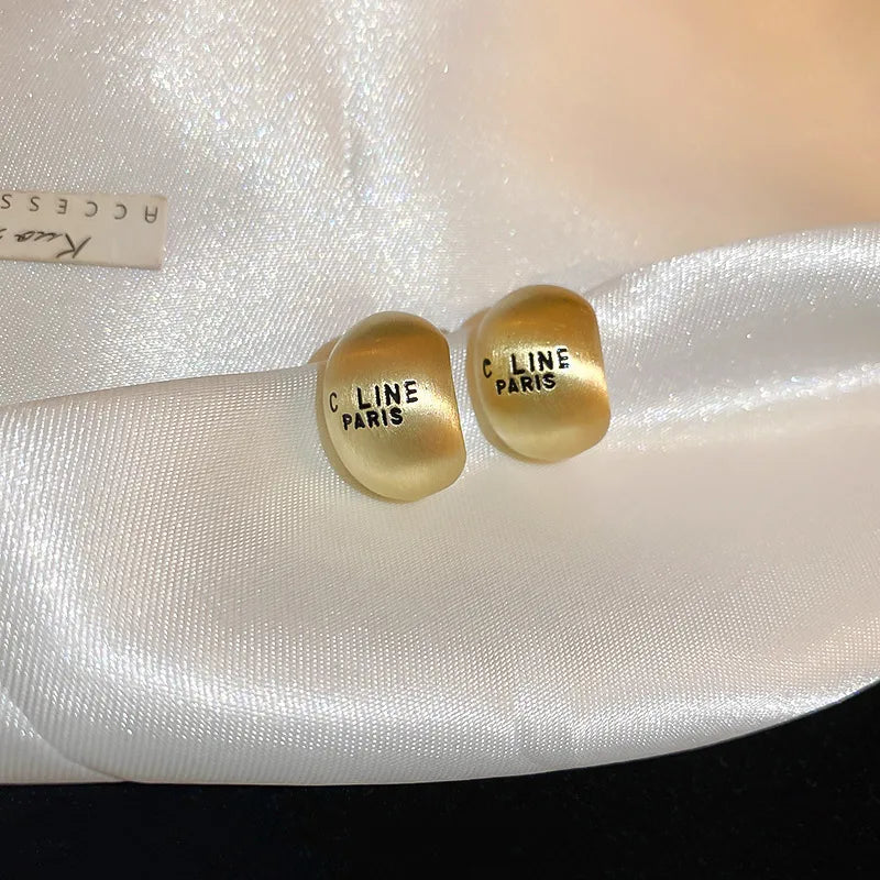 retro c shape solid color metal plating women's earrings 1 pair