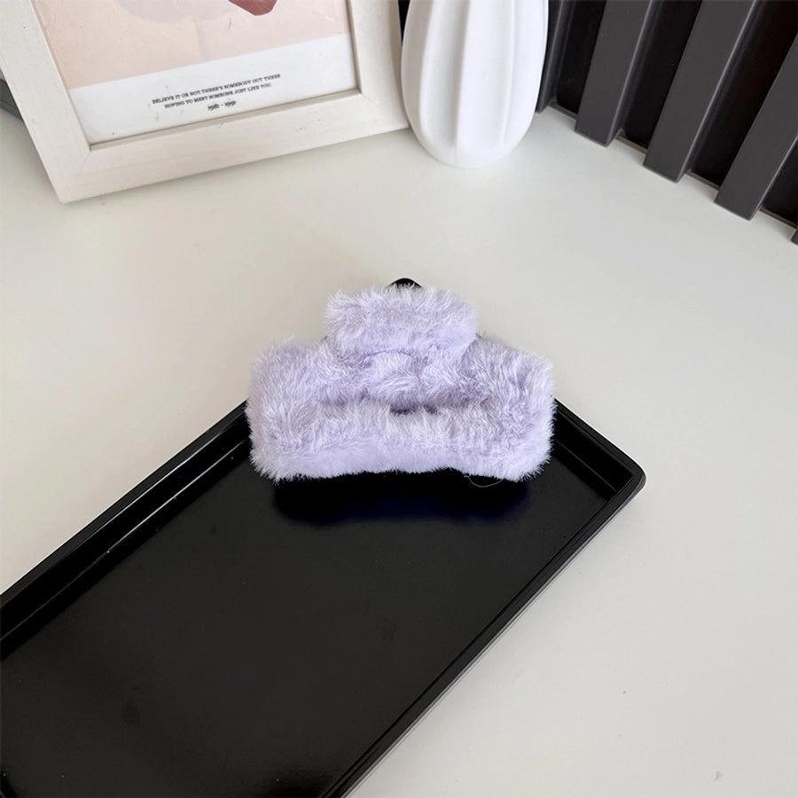 Women's Simple Style Solid Color PC Plush Hair Claws