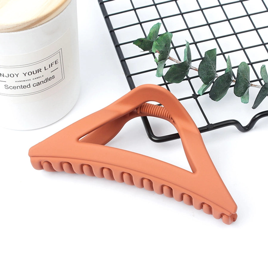 simple style triangle arylic stoving varnish hair claws 1 piece