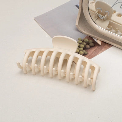 simple style solid color plastic resin spray paint hair clip 1 piece